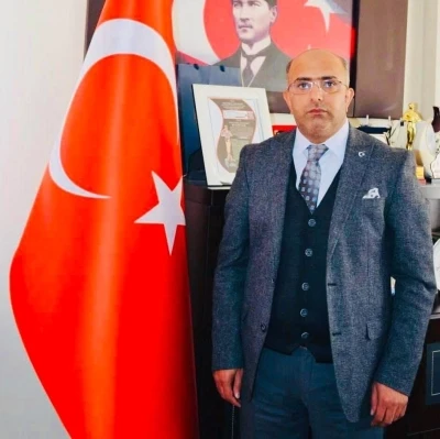 Başkan Ulaş, &quot;Okul alışverişlerini mutlaka bilinir ve güvenilir esnaftan yapın&quot;
