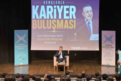Başkan Vekili Can Aksoy, T&Uuml;GVA&rsquo;nın kariyer buluşmasında gen&ccedil;lerle bir araya geldi
