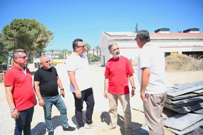Başkan Vekili Demirtaş&rsquo;tan Kuşadası&rsquo;nda proje ve esnaf mesaisi
