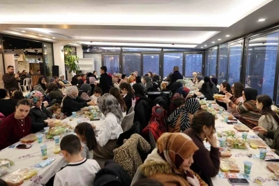 Başkan Yal&ccedil;ın g&ouml;n&uuml;l sofrasında vatandaşlarla iftar a&ccedil;tı
