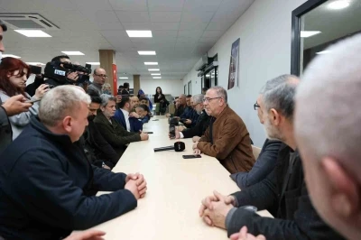 Başkan Yapar, basın mensuplarıyla iftar sofrasında bir araya geldi
