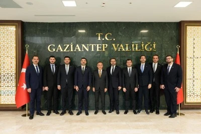 Başkan Yiğitcan Konukoğlu ve GAGİAD heyetinden Vali Kemal Çeber’e ziyaret