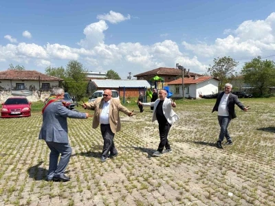 Başkan Yıldırım k&ouml;ylerde Hıdırellez coşkusuna ortak oldu

