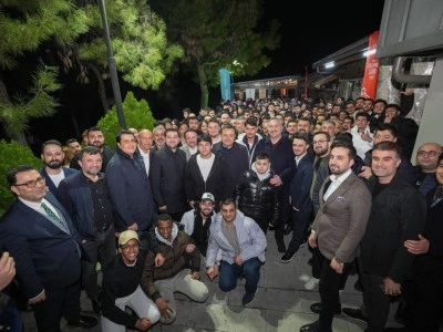 Başkan Yılmaz T&Uuml;GVA&rsquo;lı gen&ccedil;lerle sahurda buluştu
