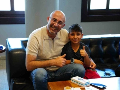 Başkan Zencirci&rsquo;den minik &Ccedil;ınar&rsquo;a anlamlı destek
