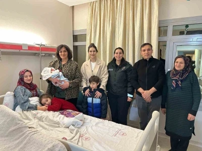 Başkomiser &Ccedil;ekerekli&rsquo;nin sevincine ortak oldular
