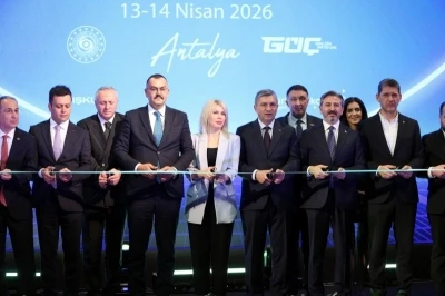 Batı Akdeniz Kariyer ve İstihdam Fuarı kapılarını a&ccedil;tı
