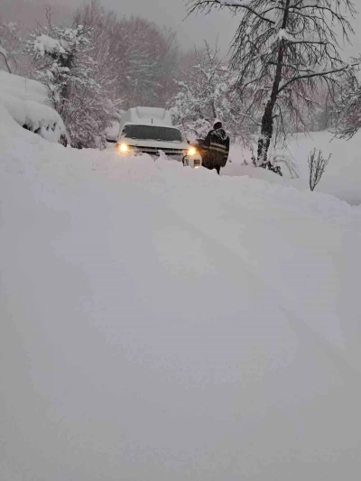 Batı Karadeniz&rsquo;de kışa meydan okuyan enerji mesaisi
