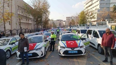 Batman&rsquo;da emniyet ve jandarmaya 151 yeni ara&ccedil; teslim edildi
