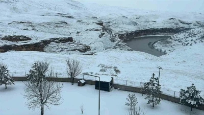Batman&rsquo;da kardan adamlar kentin simgesi oldu
