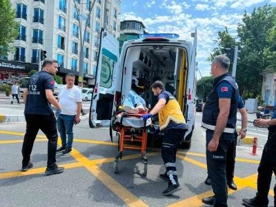Batman&rsquo;da motosiklet yayaya &ccedil;arptı: 2 yaralı
