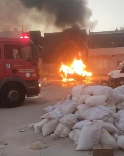 Batman’da park halindeki otomobil alev aldı
