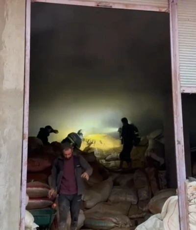 Batman’da saman ve arpa deposunda yangın
