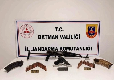 Batman&rsquo;da silah ka&ccedil;ak&ccedil;ılığı operasyonu