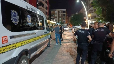 Batman&rsquo;da silahlı saldırı: Kurşunlar park halindeki araca isabet etti
