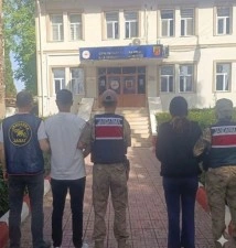 Batman&rsquo;daki anne ve oğul cinayetinin azmettiricileri Şanlıurfa&rsquo;da yakalandı