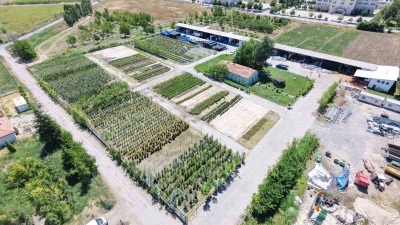 Battalgazi Belediyesi parklarda kendi &uuml;retimini kullanıyor
