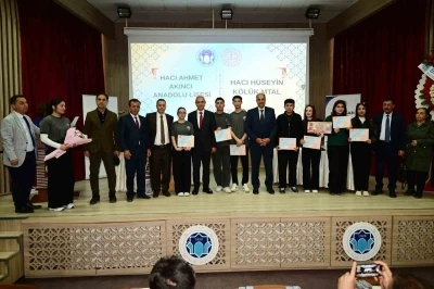Battalgazi&rsquo;de liseler arası m&uuml;nazara yarışması tamamlandı
