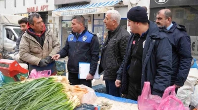 Battalgazi&rsquo;de semt pazarlarında &ouml;l&ccedil;&uuml; ve tartı denetimi
