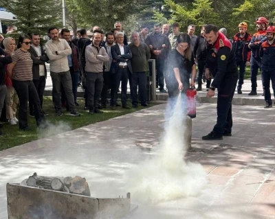 Bayburt Adliyesi personeline yangın eğitimi verildi
