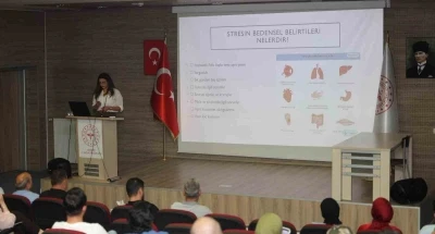 Bayburt İl Sağlık M&uuml;d&uuml;rl&uuml;ğ&uuml;nden personele stres y&ouml;netimi eğitimi
