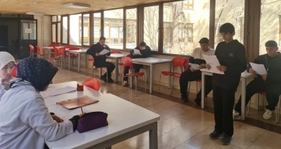 Bayburt Lisesinde hatiplik yarışması d&uuml;zenlendi
