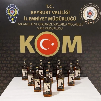 Bayburt&rsquo;ta 10 litre ka&ccedil;ak alkol ele ge&ccedil;irildi
