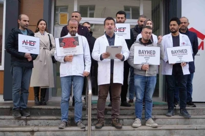 Bayburt&rsquo;ta aile hekimlerinden &uuml;cret kesintilerine ve iş y&uuml;k&uuml;ne tepki
