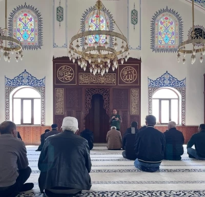 Bayburt&rsquo;ta cemaate bağımlılık bilgilendirmesi
