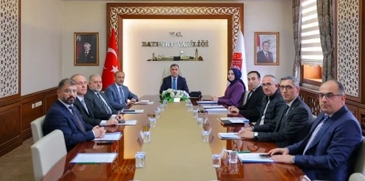 Bayburt&rsquo;ta hayvanları korumaya y&ouml;nelik s&uuml;rd&uuml;r&uuml;len &ccedil;alışmalar toplantıda değerlendirildi
