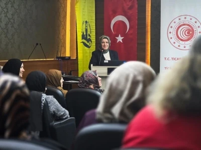 Bayburt&rsquo;ta kadınlara kooperatif&ccedil;ilik eğitimi verildi
