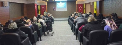 Bayburt&rsquo;ta kadınlara &lsquo;Sağlıklı Menopoz Eğitimi&rsquo; verildi
