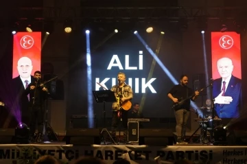 Bayburt&rsquo;ta Kınık r&uuml;zgarı esti
