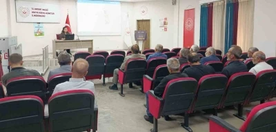 Bayburt&rsquo;ta muhtarlara sosyal hizmetler anlatıldı
