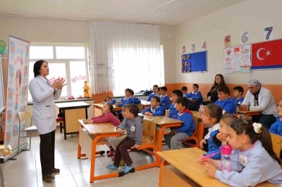 Bayburt&rsquo;ta &ouml;ğrencilere sağlık bilinci kazandırılıyor
