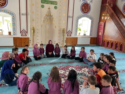 Bayburt&rsquo;ta &ouml;ğrencilere y&ouml;nelik değerler eğitimi programları s&uuml;r&uuml;yor
