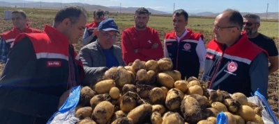 Bayburt’ta patates hasadına başlandı
