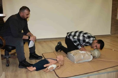 Bayburt&rsquo;ta polis adaylarına ilk yardım eğitimi verildi
