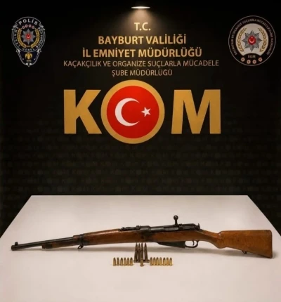 Bayburt&rsquo;ta ruhsatsız t&uuml;fek ve m&uuml;himmat ele ge&ccedil;irildi
