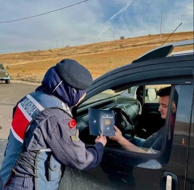 Bayburt’ta sürücüler kadına yönelik şiddetle mücadele konusunda bilgilendirildi

