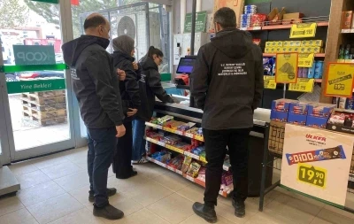 Bayburt&rsquo;taki marketlerde sıfır atık ve poşet denetimi yapıldı

