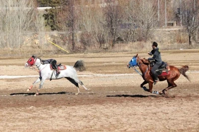 Bayburt&rsquo;un kurtuluşunun 108&rsquo;inci yılında cirit g&ouml;sterisi d&uuml;zenlendi
