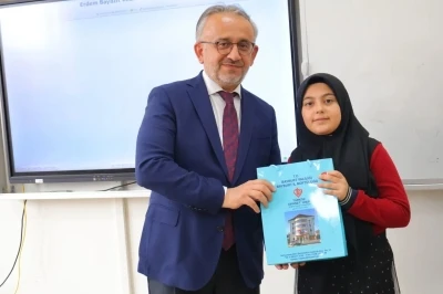 Bayburtlu &ouml;ğrenciler Kur&rsquo;an-ı Kerim&rsquo;i g&uuml;zel okuma yarışmalarında b&ouml;lge birincisi oldu
