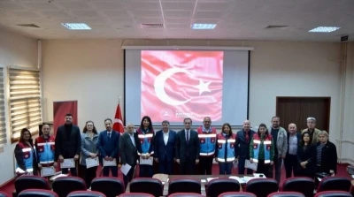 Bayındır Sosyal Yardımlaşma Vakfı, &ccedil;alışma performansı ile İzmir&rsquo;de birinci oldu
