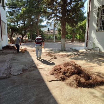 Bayırköy Belediyesi’nden eğitim yılı öncesi bahçe temizliği
