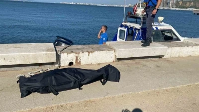 Bayraklı Sahili’nde erkek cesedi bulundu
