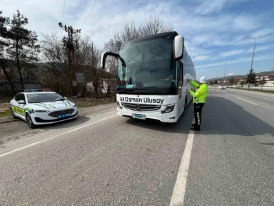 Bayram trafiğinde Samsun&rsquo;da sıkı denetim başladı
