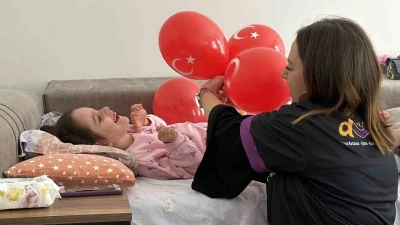 Bayramı hastanede ge&ccedil;iren &ccedil;ocuklara anlamlı ziyaret
