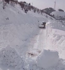 Bazı k&ouml;ylere ulaşım sağlanamıyor