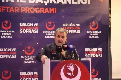 BBP Genel Başkanı Destici: "İşledikleri a&ccedil;ık bir savaş su&ccedil;udur ve mutlaka Trump da Netanyahu da yargılanmalıdır"
